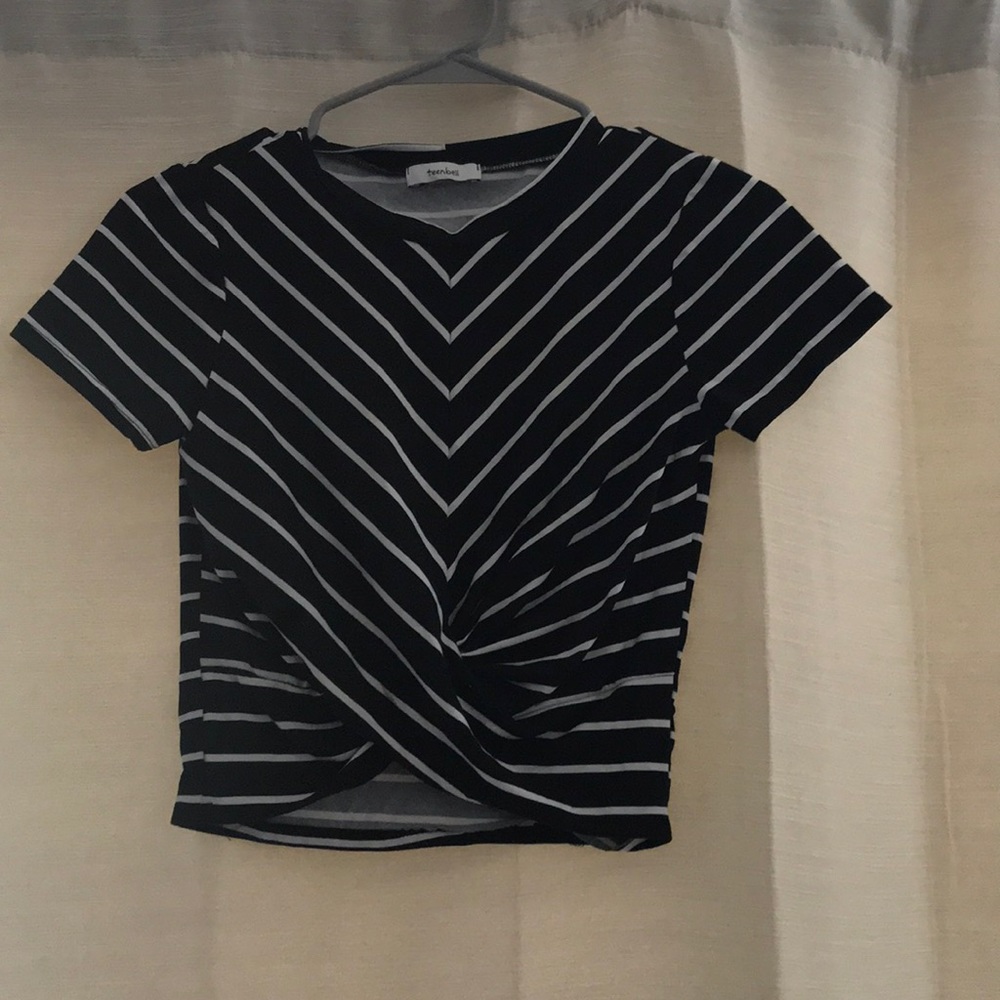 Cropped striped short sleeve